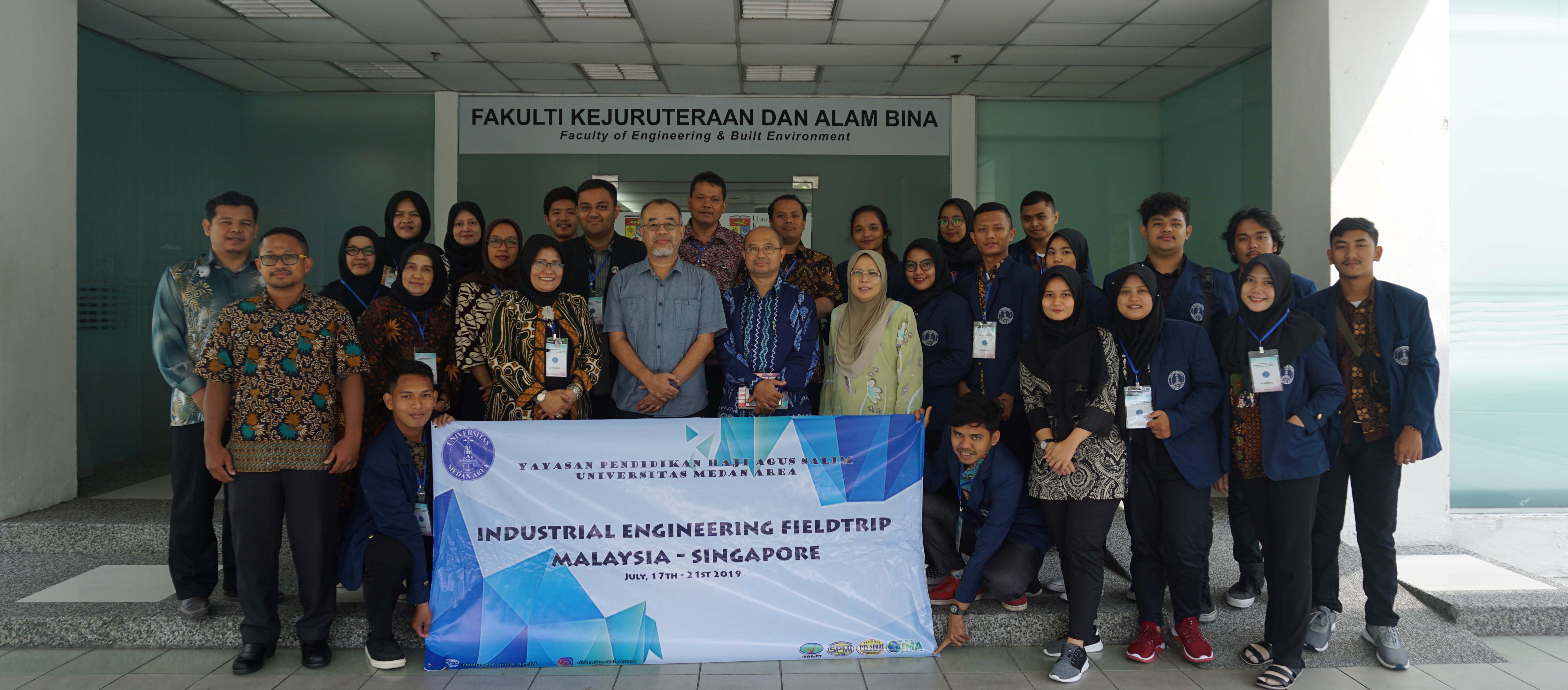 Fieldtrip-Mahasiswa-Teknik-Industri-UMA-MALAYSIA-SINGAPORE.jpg