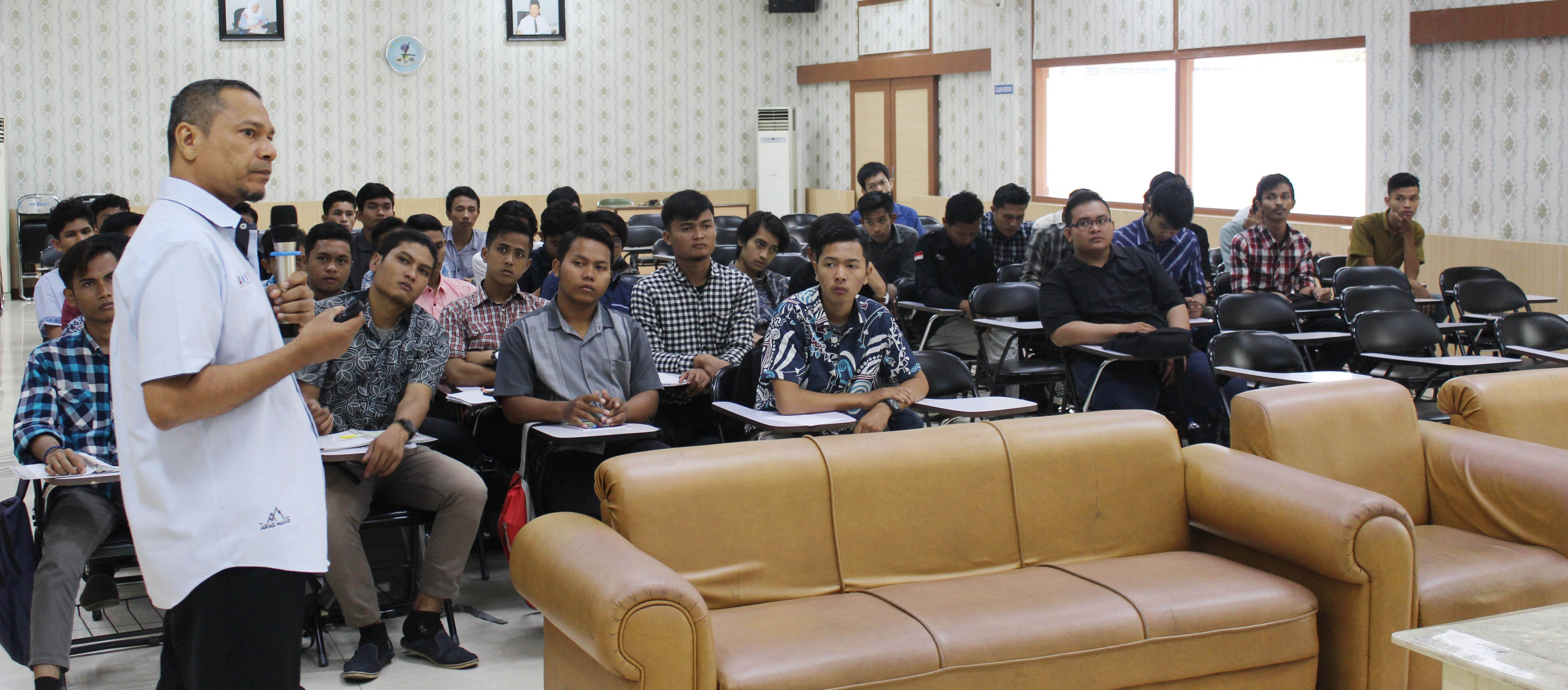 Kuliah-Umum-Fakultas-Teknik-UMA-Dengan-Tema-Design-of-Water-Distribution-System.jpg