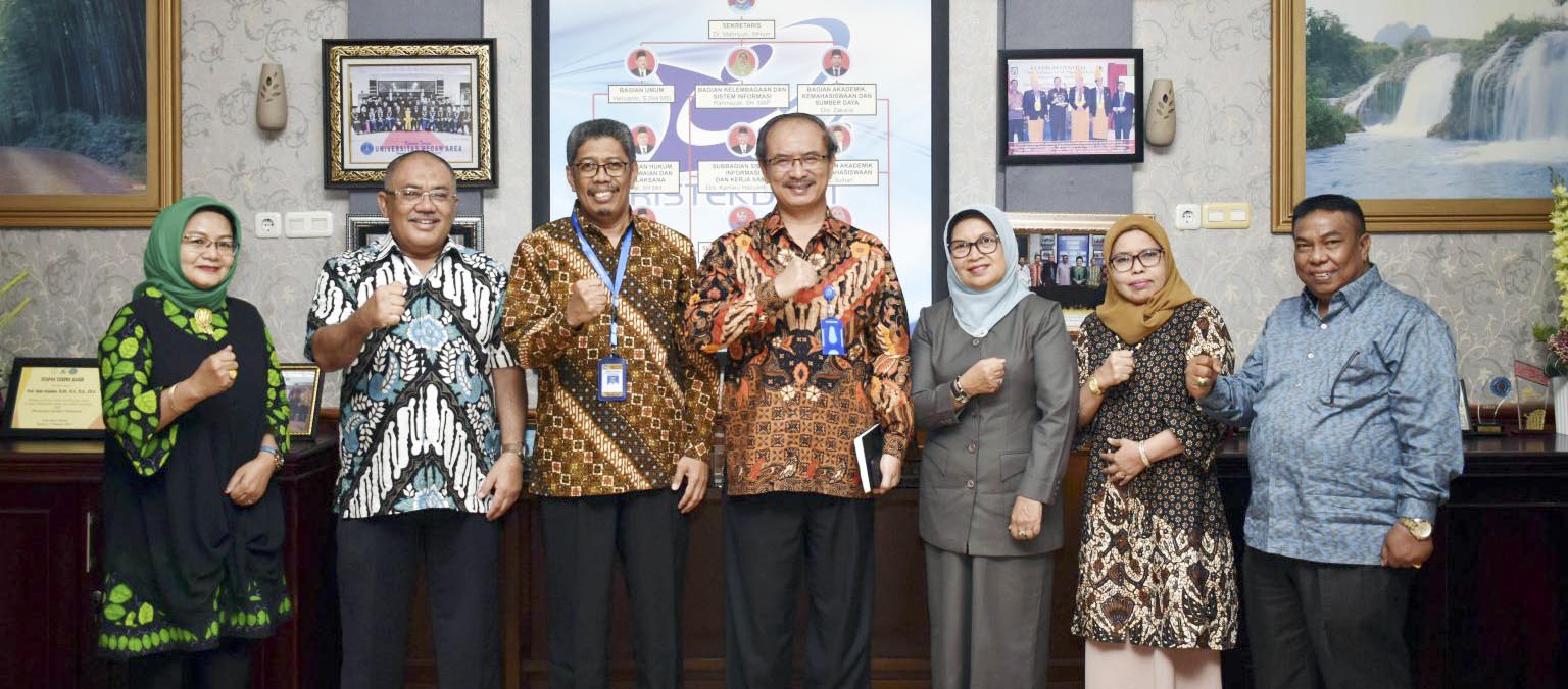 Kunjungan-dan-Sosialisasi-Program-Studi-Ilmu-Pertanian-Program-Doktor-ke-Lembaga-Layanan-Pendidikan-Tinggi-LLDIKTI-Wilayah-I-Sumatera-Utara-1536x10241.jpg