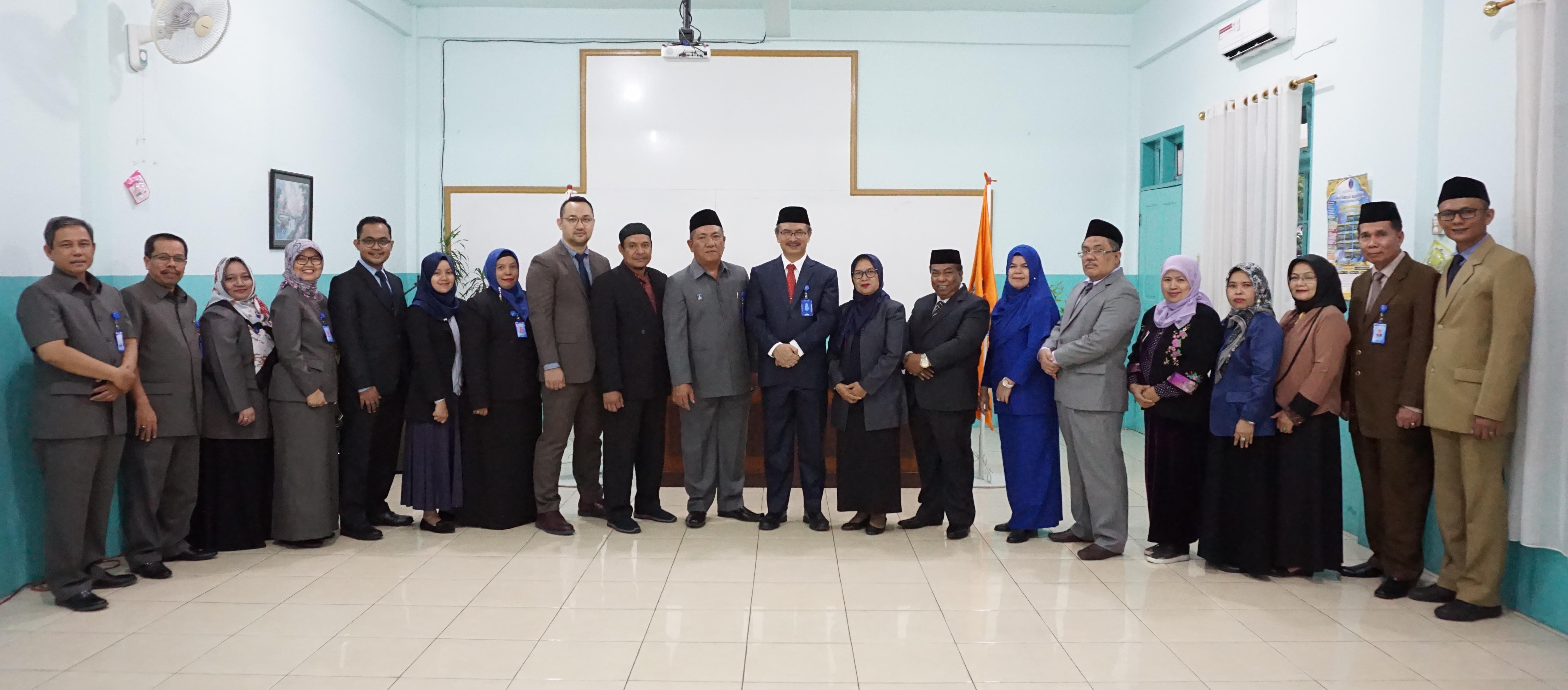 pelantikan-fungsionaris-program-pascasarjana-dan-program-doctor-uma.JPG