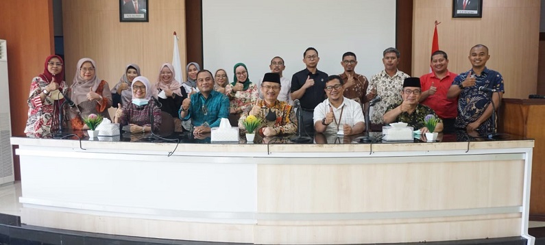 penandatanganan-nota-kesepahaman-kerjasama-universitas-medan-area-dengan-2_-mitra.jpg