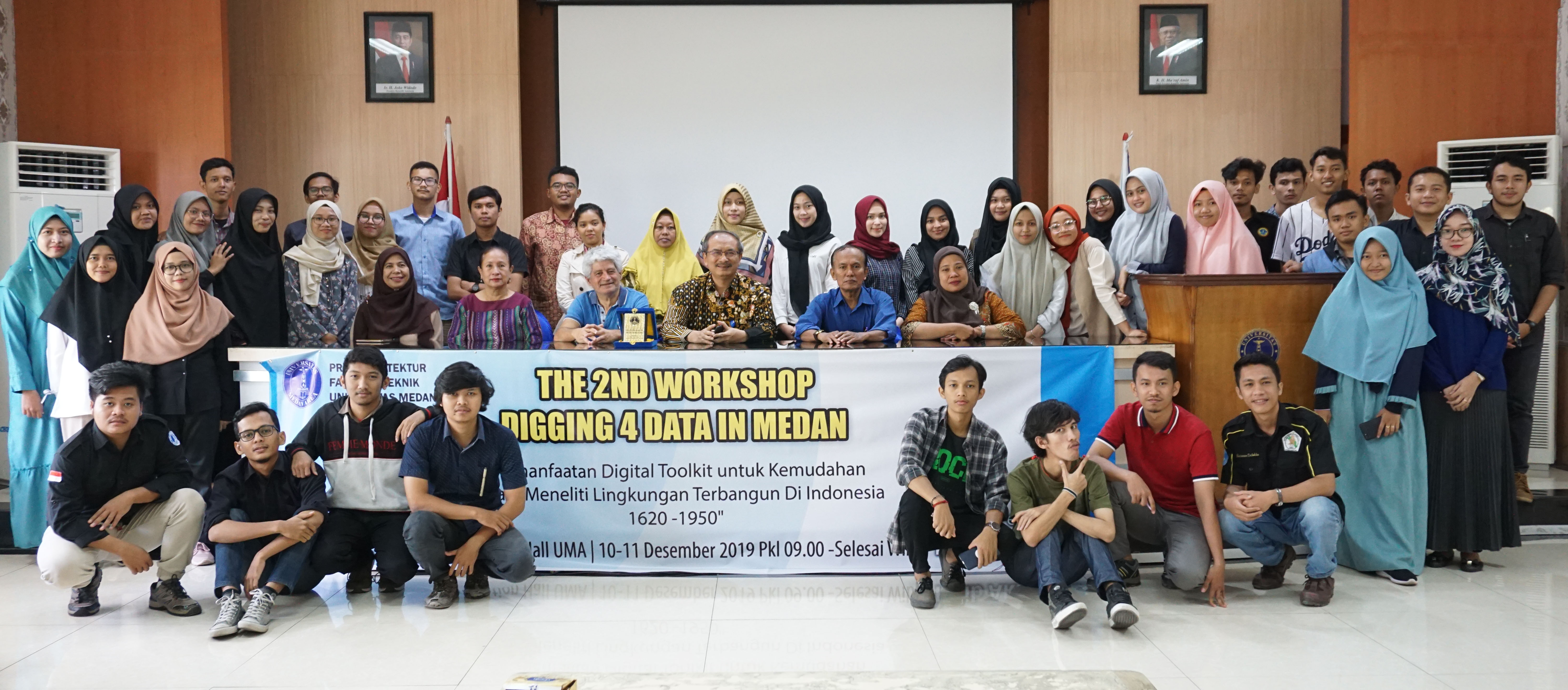 prodi-arsitektur-uma-mengadakap-workshop-internasional-the-2nd-workshop-digging-4-data-in-medan.JPG