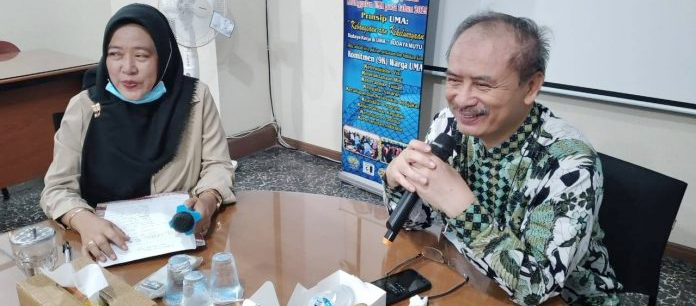 rektor-uma-kenalkan-kabag-humas-baru1.jpg